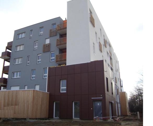 Parking + appartement + parking