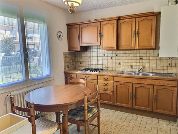 POTENTIEL de plus de 150m² habitable