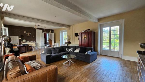VENDOME PROPRIETE 300m² sur PARC 8975m²