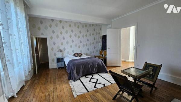 VENDOME PROPRIETE 300m² sur PARC 8975m²
