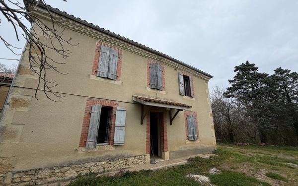 Maison à vendre    7 pièces • 450 m2 Pavie