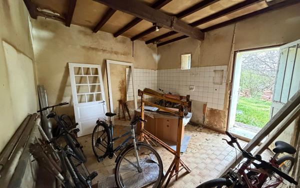 Maison à vendre    7 pièces • 450 m2 Pavie