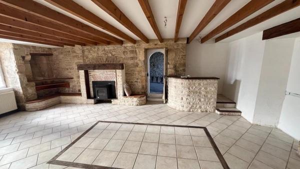 4-5 chambres, jardin et garage.