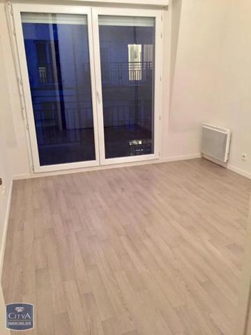 Appartement à louer 3 pièces 74.1m²