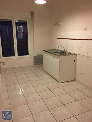 Appartement à louer 3 pièces 74.1m²