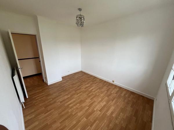 Maison a vendre a La Chapelle sur Erdre - 5 pieces, 4 chambres