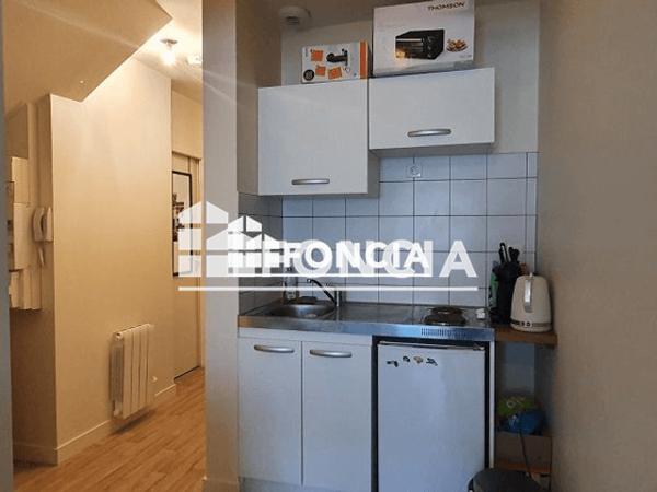 Location Studio 24.44 m² - 11 AVENUE DE VARSOVIE Angouleme 16000