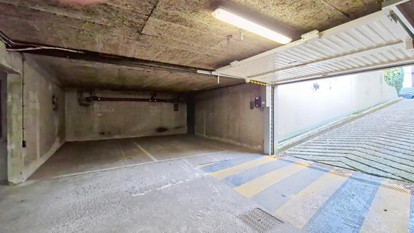PROCHE CHR - PLACE DE PARKING EN SOUS-SOL 13m² - RÉSIDENCE SÉCURISÉE - POSSIBILITE ACHAT 2è PLACE