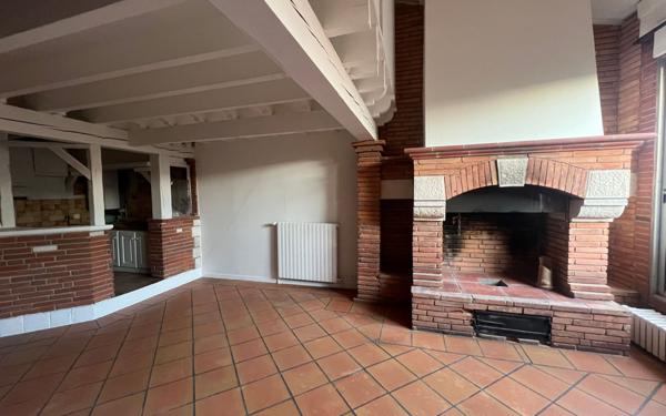 Maison à vendre    5 pièces • 210 m2 Toulouse