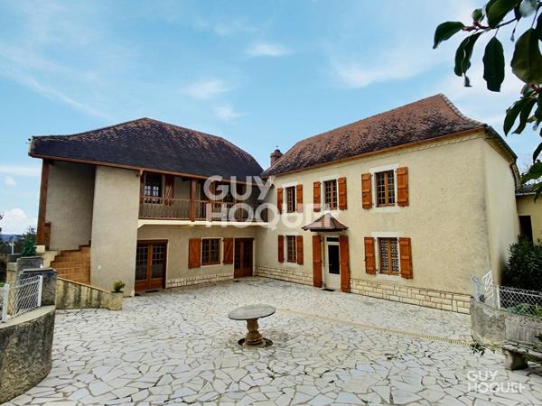 Maison de maître 243 m² avec volumineuses dépendances et grand terrain