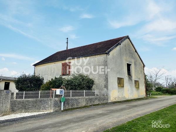 Maison de maître 243 m² avec volumineuses dépendances et grand terrain