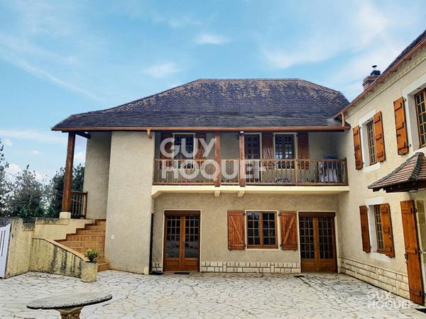 Maison de maître 243 m² avec volumineuses dépendances et grand terrain