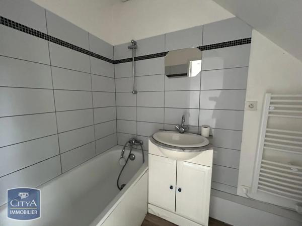 Maison à louer 2 pièces 39.13m² Villers-sur-Mer (14640)