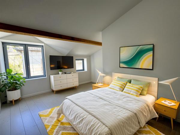 Sommières (30250) Sommières, Hyper centre, T4 RÉNOVÉ ENTIEREMENT en duplex dans immeuble bourgeois, parking, avec jardin privé