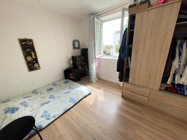 Appartement 3 pièce(s) 48.25 m2 Poissy 160 000 € **  - Référence  9281