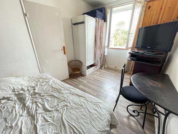 Appartement 3 pièce(s) 48.25 m2 Poissy 160 000 € **  - Référence  9281