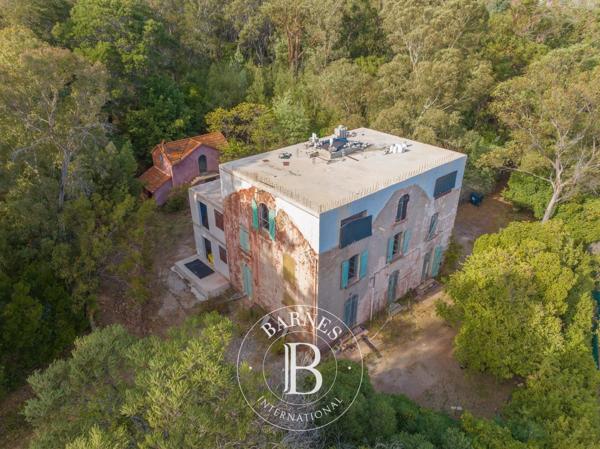 Saint-Raphaël, Villa  350 m² à vendre