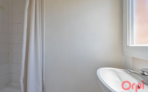 Appartement à vendre    2 pièces • 42 m2 Asnières-sur-Seine