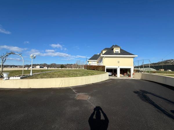 Maison à vendre 9 pièces LOURDES (65)