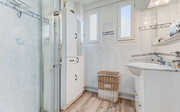 Appartement à vendre    3 pièces • 58 m2 Nice