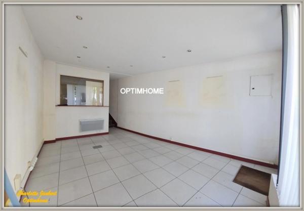 Immeuble à vendre BARBEZIEUX SAINT HILAIRE (16)