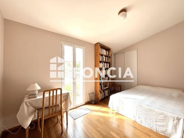 À vendre Maison 5 pièces 175 m² - La Rochelle 17000