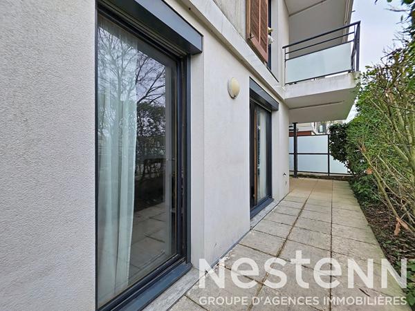 ST BONNET DE MURE Hyper Centre - Appartement récent 2 pièces de 50 m² avec terrasse, cave et garage