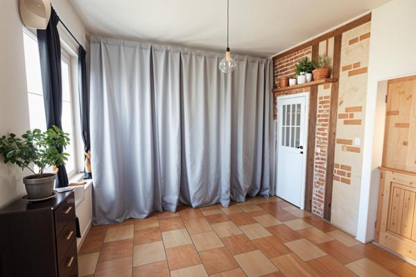 MAISON FAMILLIALE COEUR DE BOURG AVEC BATIMENT