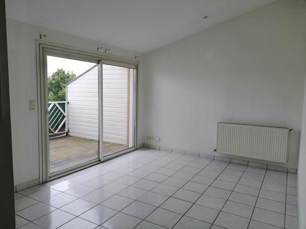 Appartement
                                                                                                                                                                                                                                                                                                                        2 pièce(s)                                                                                                                                                                                                          1 chambre(s)                                                                                                                                                                                                          37  m²
