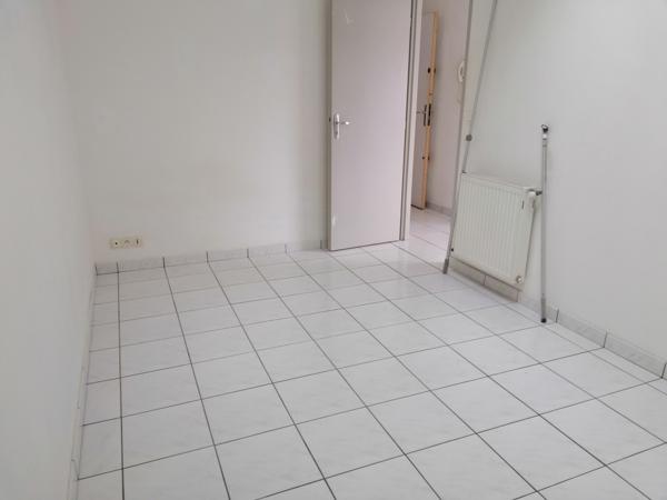 Appartement
                                                                                                                                                                                                                                                                                                                        2 pièce(s)                                                                                                                                                                                                          1 chambre(s)                                                                                                                                                                                                          37  m²