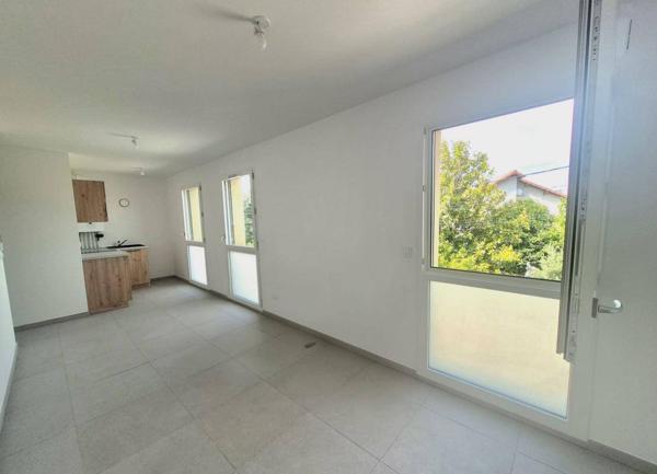 Appartement 1 pièce                                        - 42340 Veauche Réf : 13107