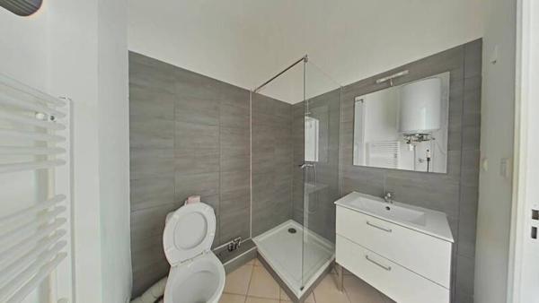 Appartement 1 pièce                                        - 42000 Saint-Étienne Réf : 12371