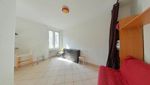 Appartement 1 pièce                                        - 42000 Saint-Étienne Réf : 12371