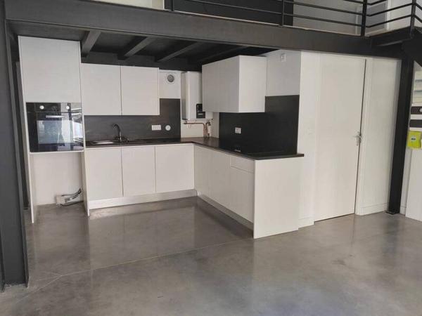 Appartement 1 pièce                                        - 42000 Saint-Étienne Réf : 12609