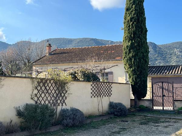 Maison Maubec 5 pièce(s) 166 m2