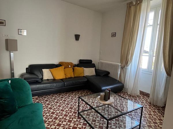 Maison Maubec 5 pièce(s) 166 m2