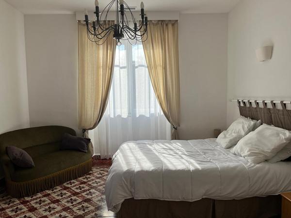 Maison Maubec 5 pièce(s) 166 m2