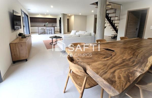 Maison Moderne de 227m² sur une belle parcelle de plus de 1700 m²