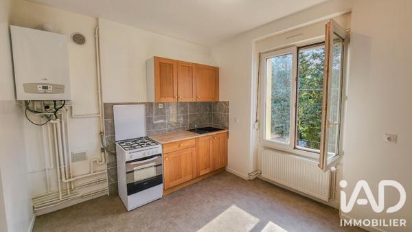 Location appartement 2 pièces 42 m² Ars-sur-Moselle