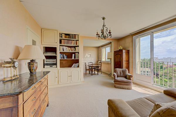Appartement Saint Germain En Laye 4 pièce(s) €249 000 ** - Référence 17950