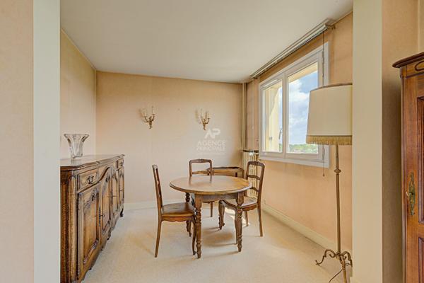 Appartement Saint Germain En Laye 4 pièce(s) €249 000 ** - Référence 17950