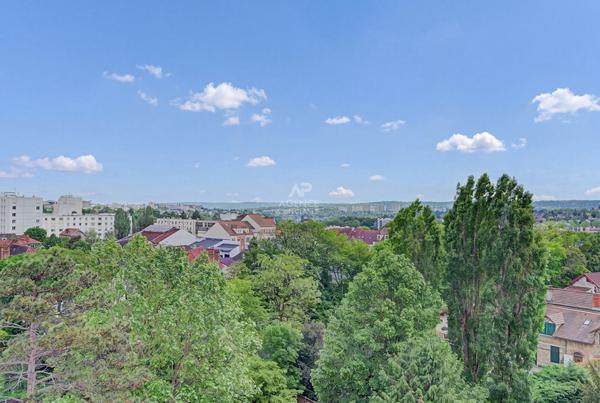 Appartement Saint Germain En Laye 4 pièce(s) €249 000 ** - Référence 17950