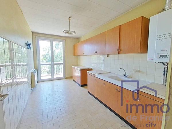 Appartement 4 pièces                                        - 43000 Le Puy-en-Velay Réf : 2834-CIFVFOREZVELAY