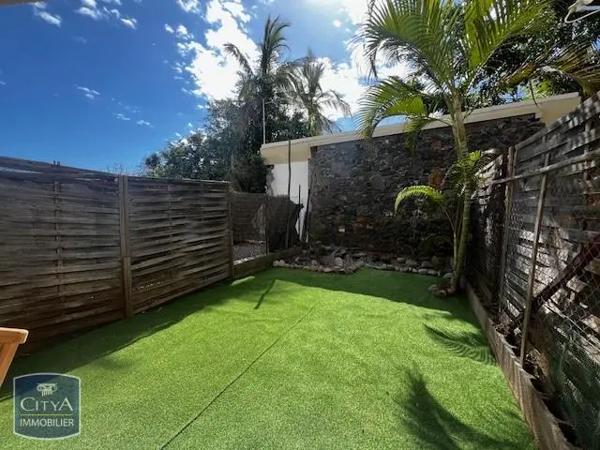 Appartement à louer 3 pièces 90.96m² Saint-Paul (97434)