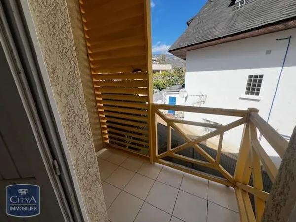 Appartement à louer 3 pièces 90.96m² Saint-Paul (97434)