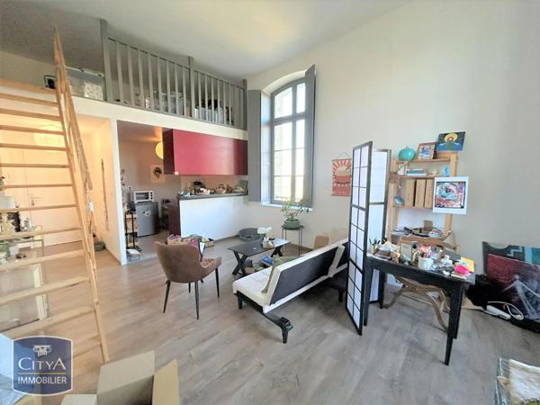 Appartement à louer 2 pièces 46.5m² Laon (02000)