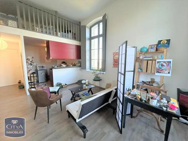 Appartement à louer 2 pièces 46.5m² Laon (02000)