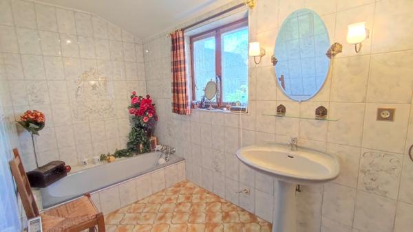 Maison à vendre 7 pièces proche de SAINT VALERY EN CAUX (76) 130 m²- 4 Chambres -1491 m² de terrain- Garage.