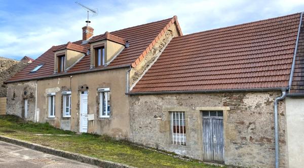 Maison à vendre TOUTRY (21) deux chambres, jardin, dépendances