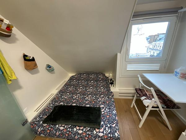 Magnifique pied-à-terre Champs-Élysées